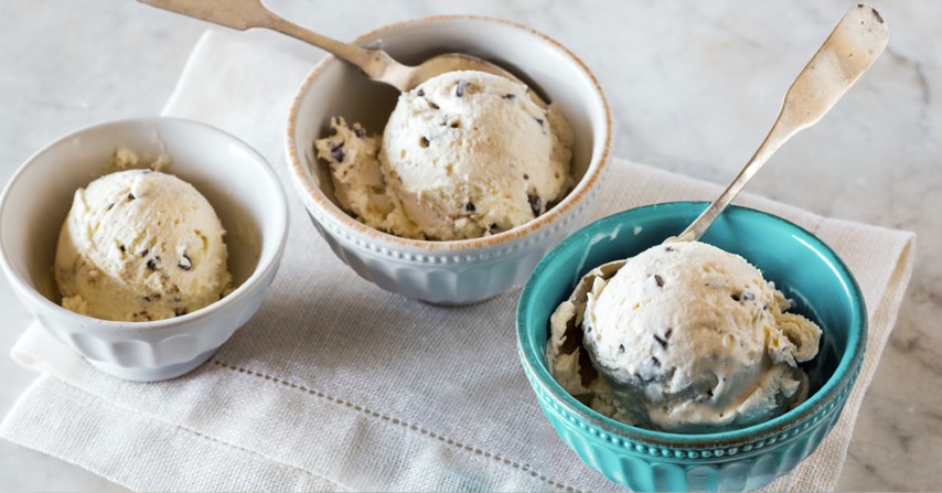 3 bowls of ice cream